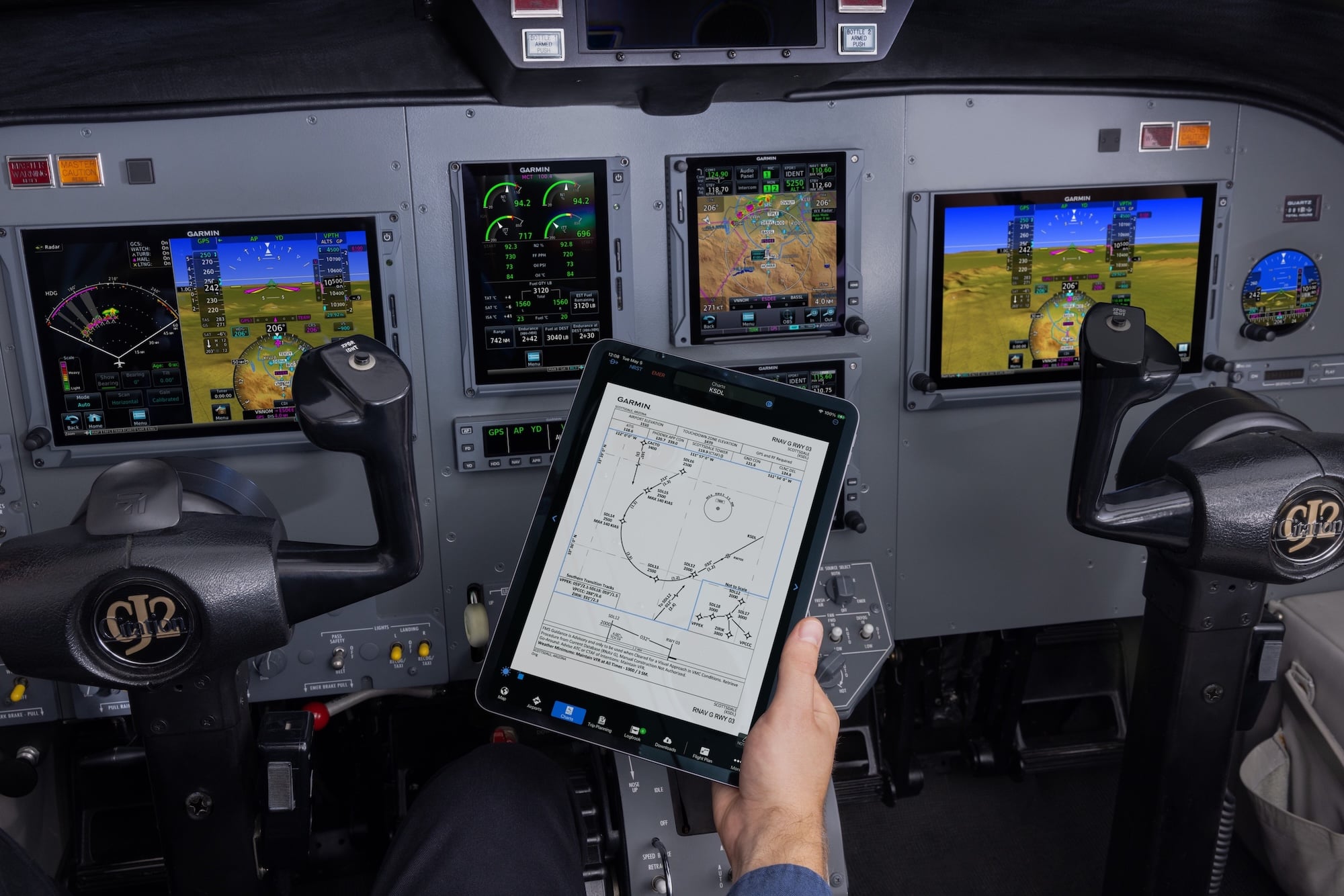 Garmin adds over a dozen more Guided Visual Approaches to aviation database lineup